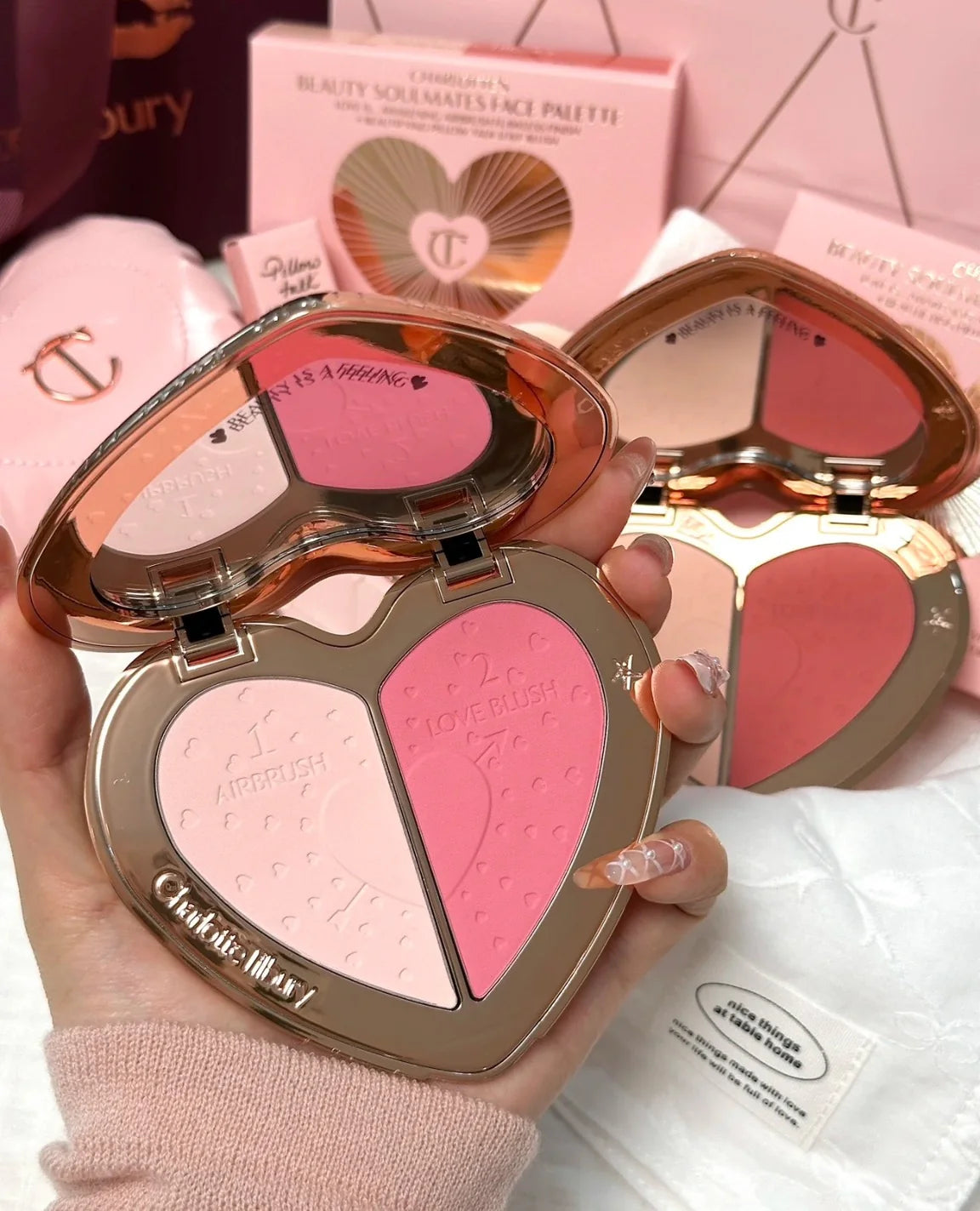 Charlotte Tilbury - Soulmates Face Palette - PILLOW TALK FLAWLESS PINK
